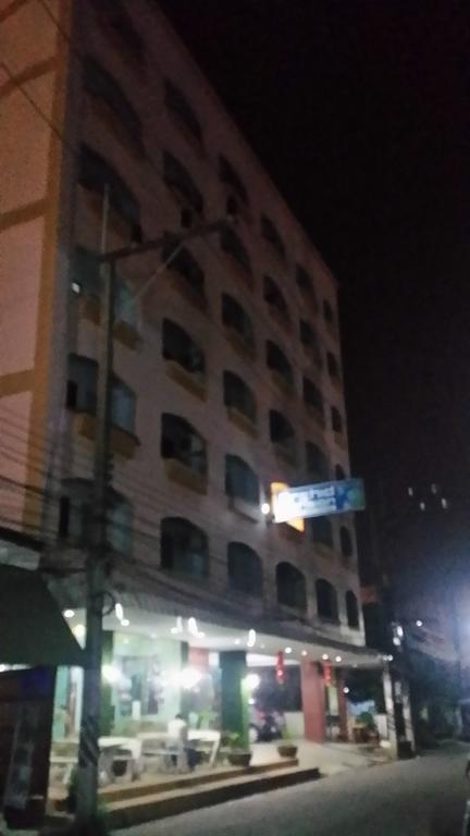 The 1 Place Hat Yai Buitenkant foto